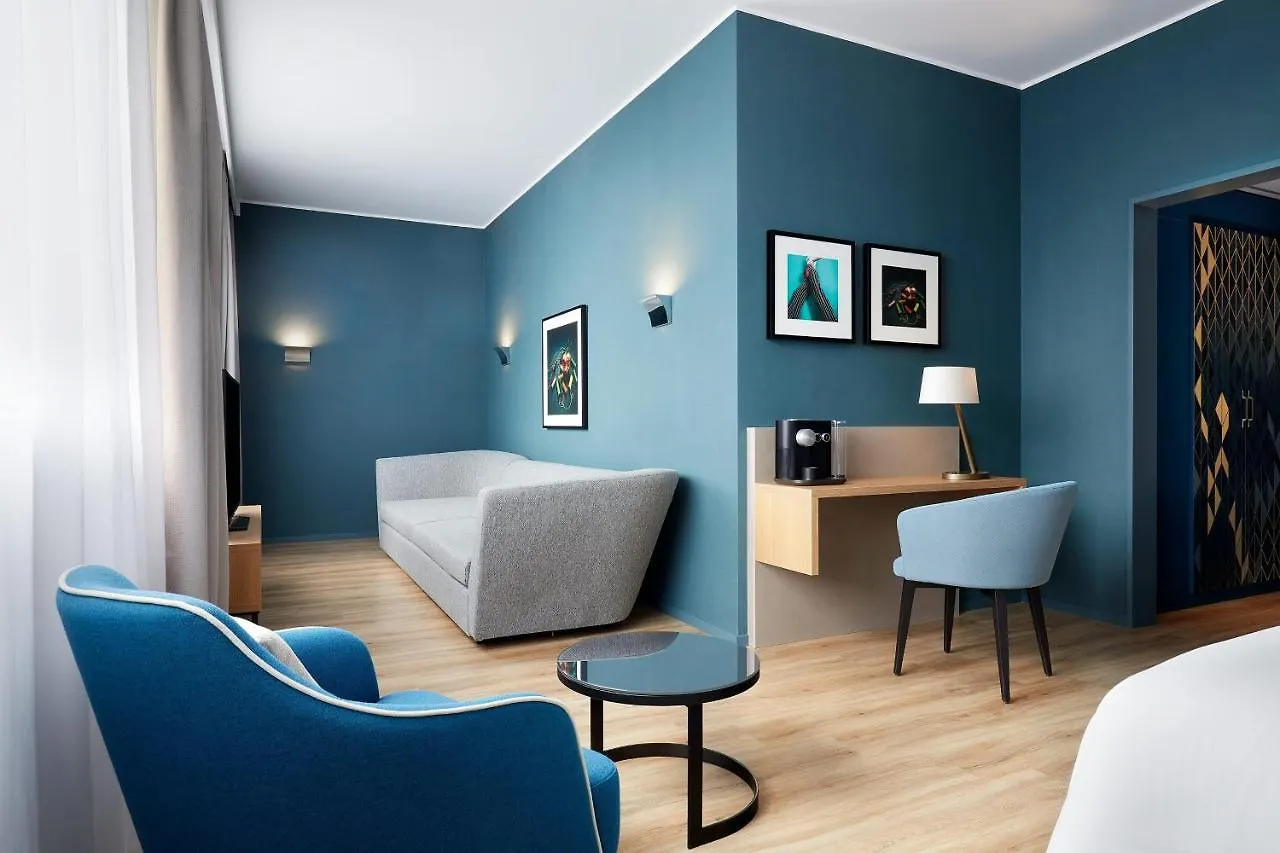 Sheraton Milan San Siro 4*,  İtalya