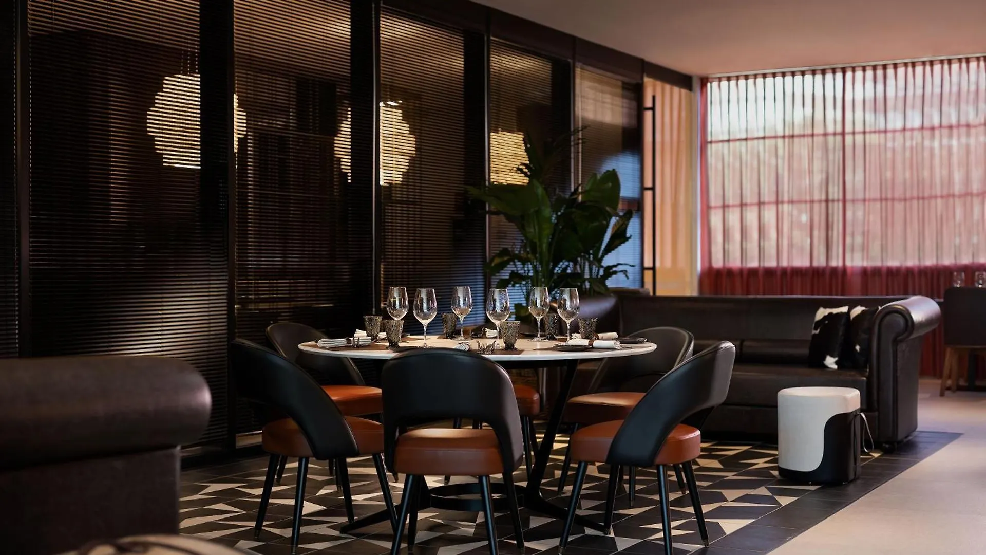 Sheraton Milan San Siro 4*,  Italy
